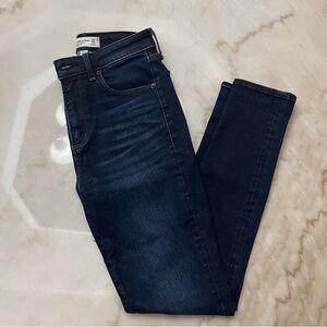 Abercrombie super skinny high rise curvy jeans size 24 00 short